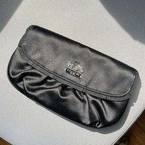 COACH 42032 Amanda Satin Black Large Wristlet/Clutch NEVER USED